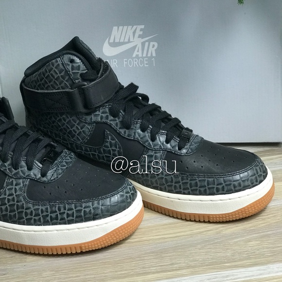 NWT Nike Air Force 1 HI PRM BLACK-gum brawn WMNS - Picture 7 of 8